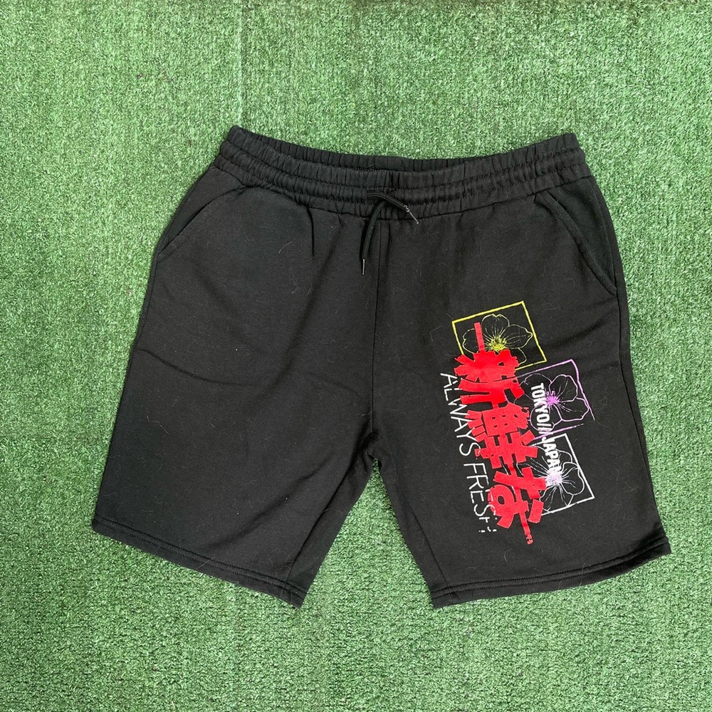 Graphic sweat shorts